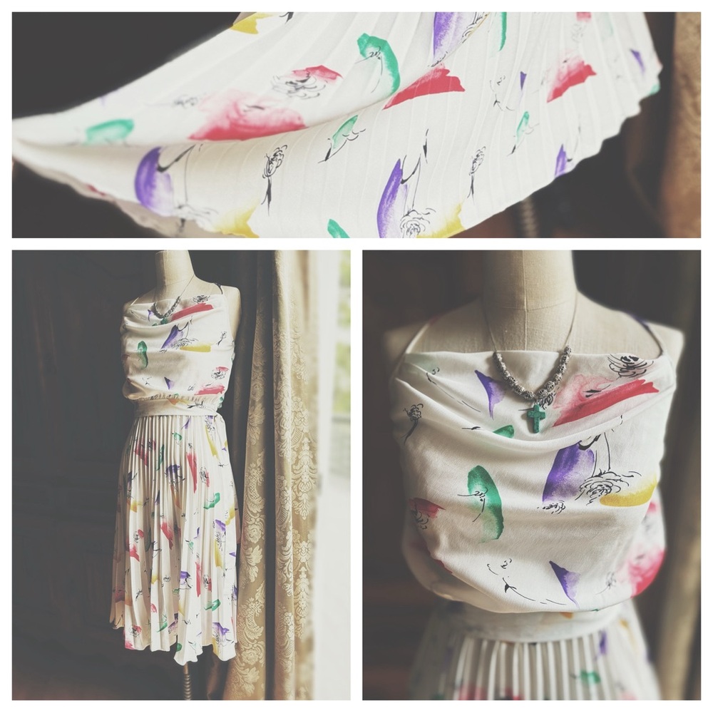 Vintage Halter Top Pleated Dress - Picture 4 of 8